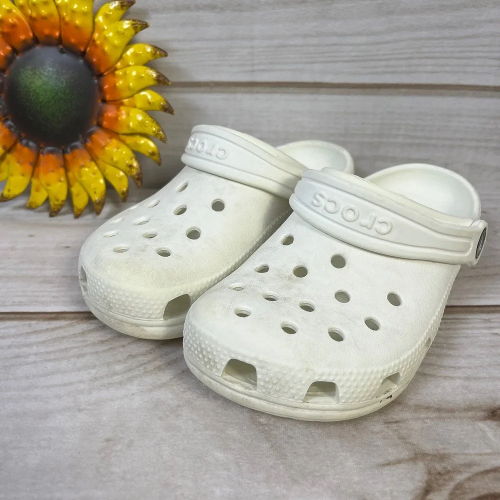 Kids White Crocs Classic Clog Size C12 Comfort Water Shoes Beach Garden Casual
